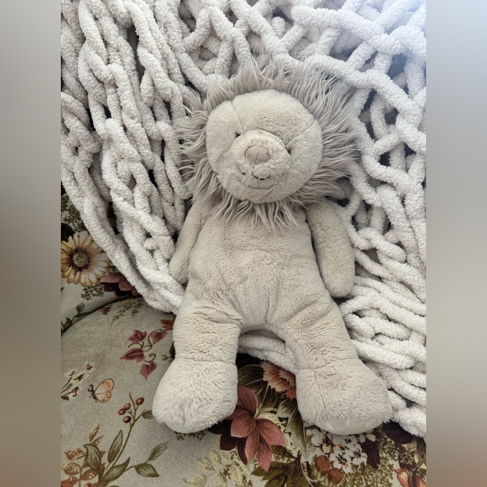 Pottery Barn Kids Lion Plush Stuffed Animal Neutral Tan Lion Toy